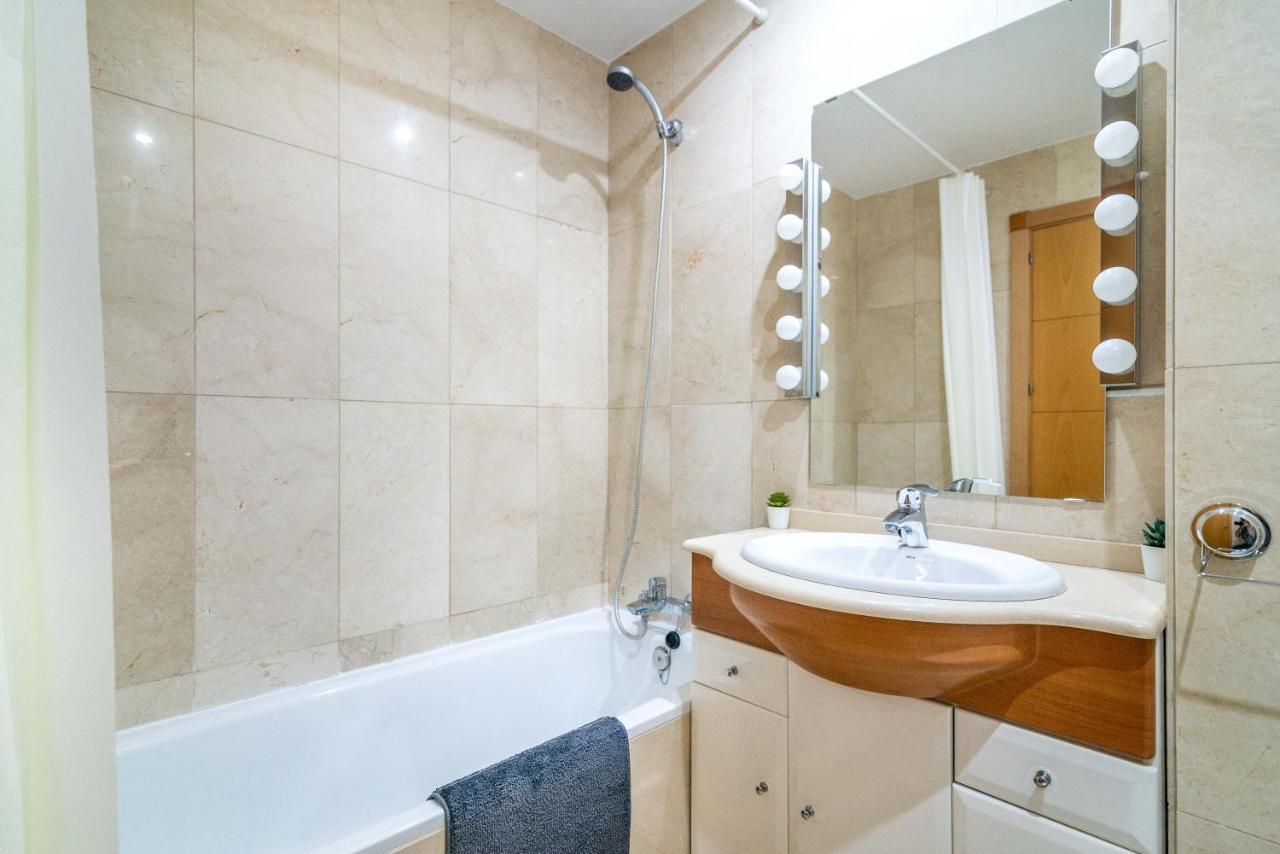 Vb Swan 2Bdr Apartment เบนัลมาเดนา ภายนอก รูปภาพ